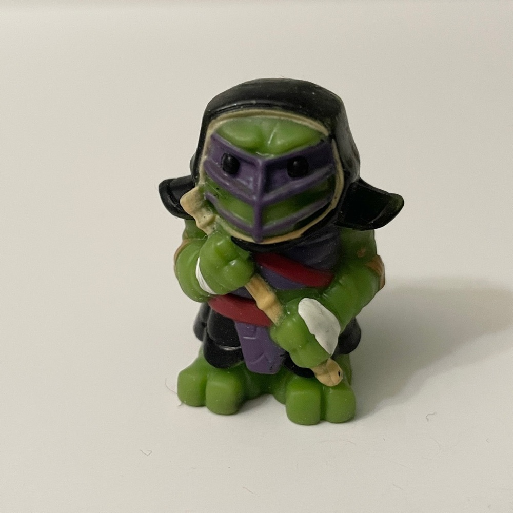 TMNT Ooshies Series 1 Donatello Dojo Figure Pencil Topper